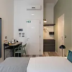 בית הארחה Boutique Carducci 4*