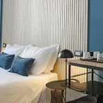 Boutique Carducci בית הארחה 4*