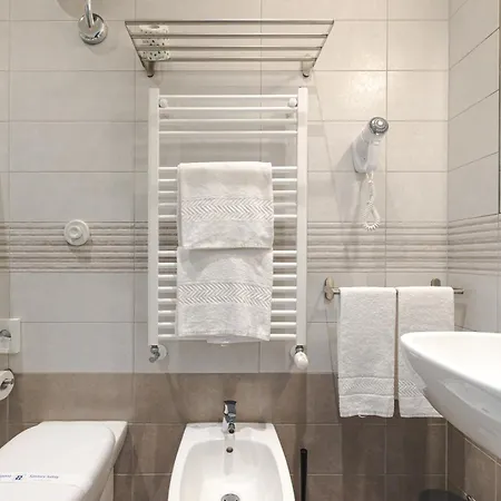 Boutique Carducci 4* Trieste