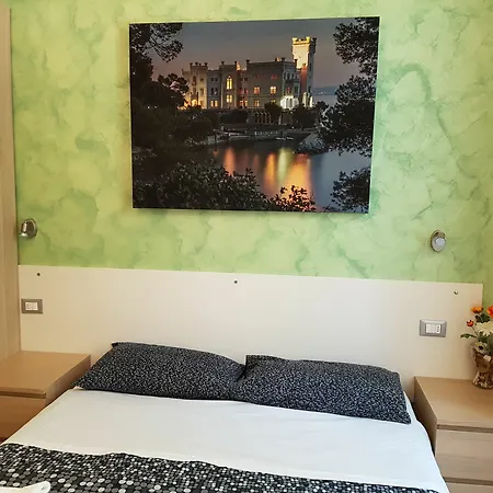 Boutique Carducci Πανσιόν